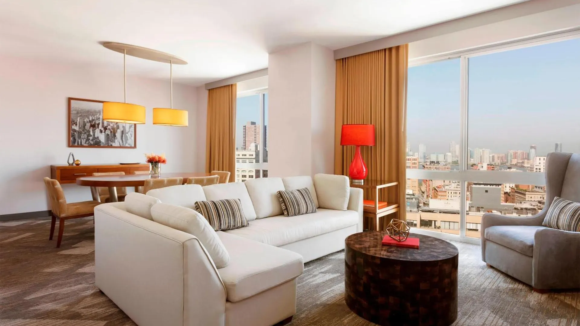 14 Smart 4-Star Hotels In Lower Manhattan Worth Booking