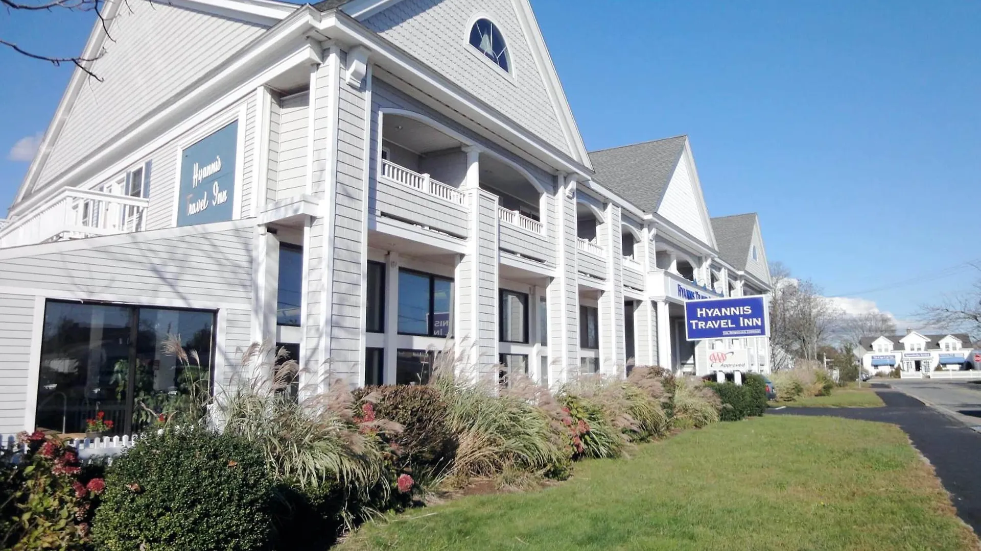 Staying Near Captain Bangs Hallet House Museum: 11 Hotels Compared