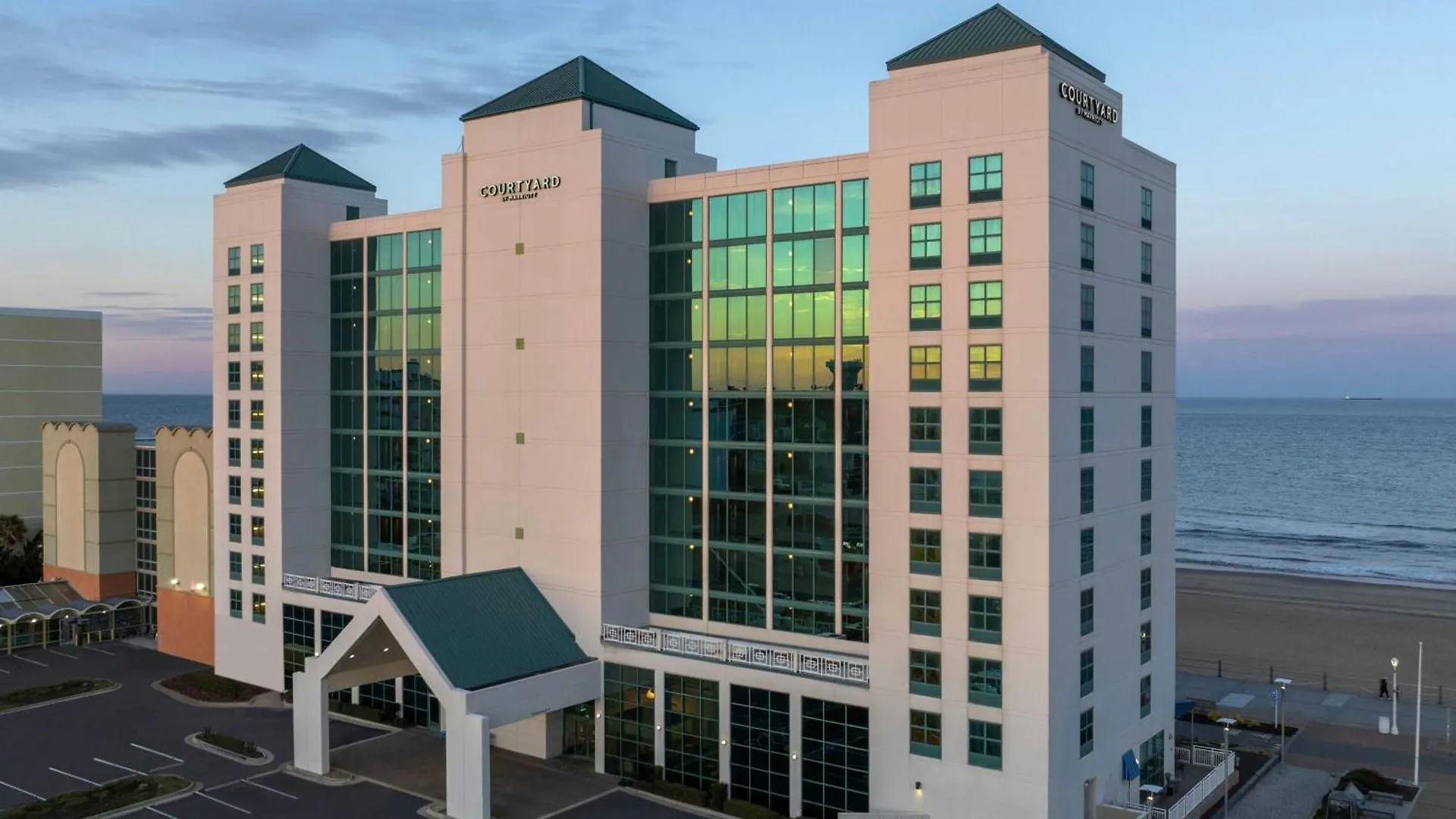 5 Family-Friendly Hotels on Virginia Beach Boardwalk