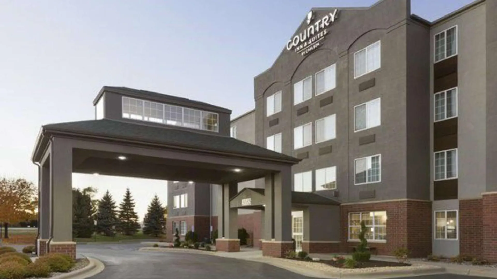 6 Smart Business Hotels Near Nickelodeon Universe Worth Booking