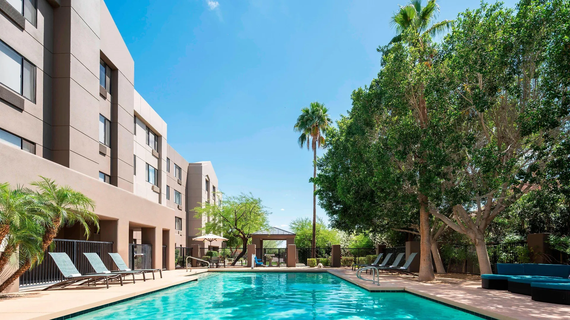4 Smart Family Hotels Near Mountain View Park Worth Booking