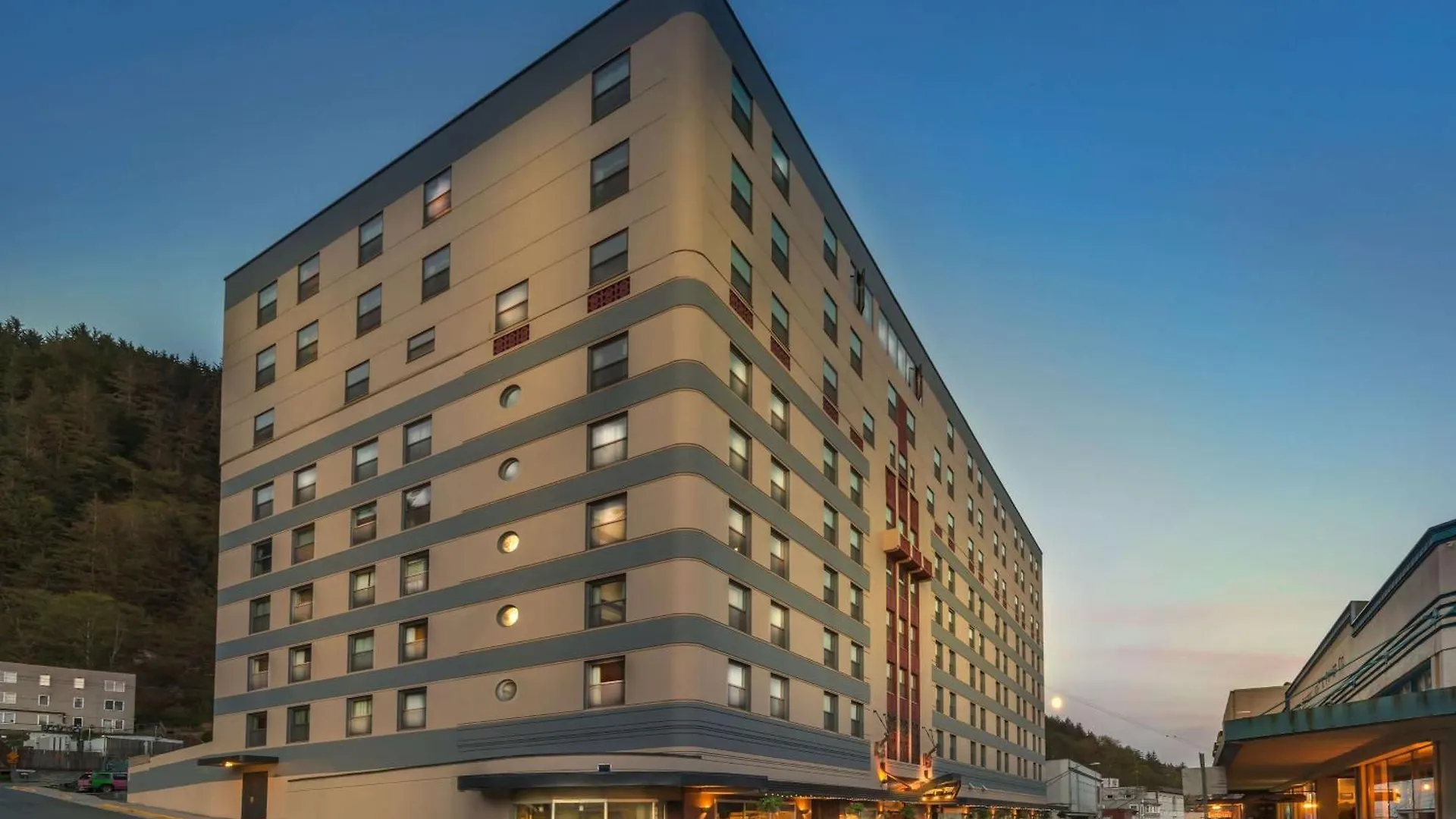 6 Best Cheap Hotels in Juneau for Smart Travelers