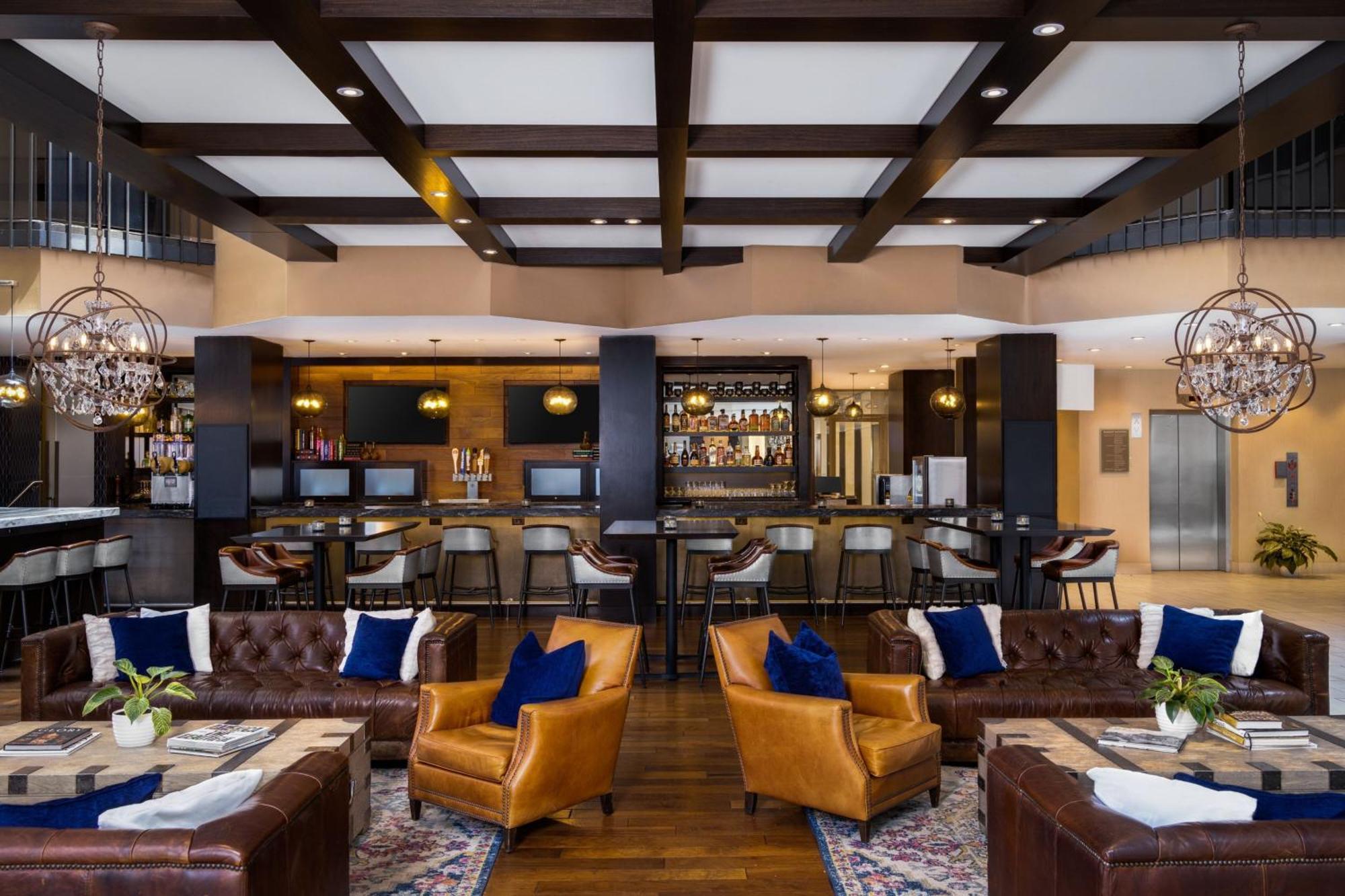 6 Smart Central Hotels In Embassy Row Worth Booking
