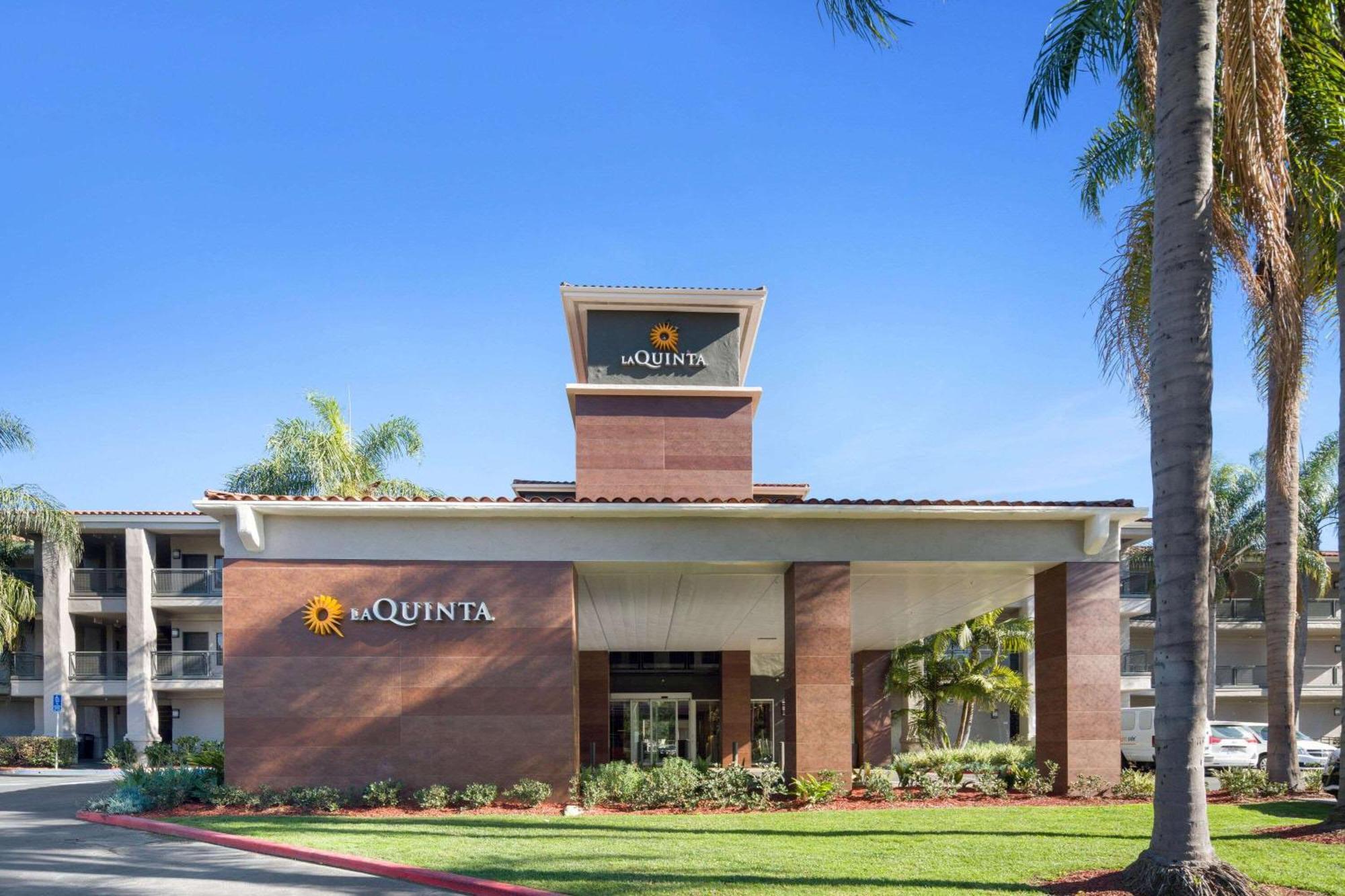 4 Budget Hotels Near Santa Ana Community College Worth Booking