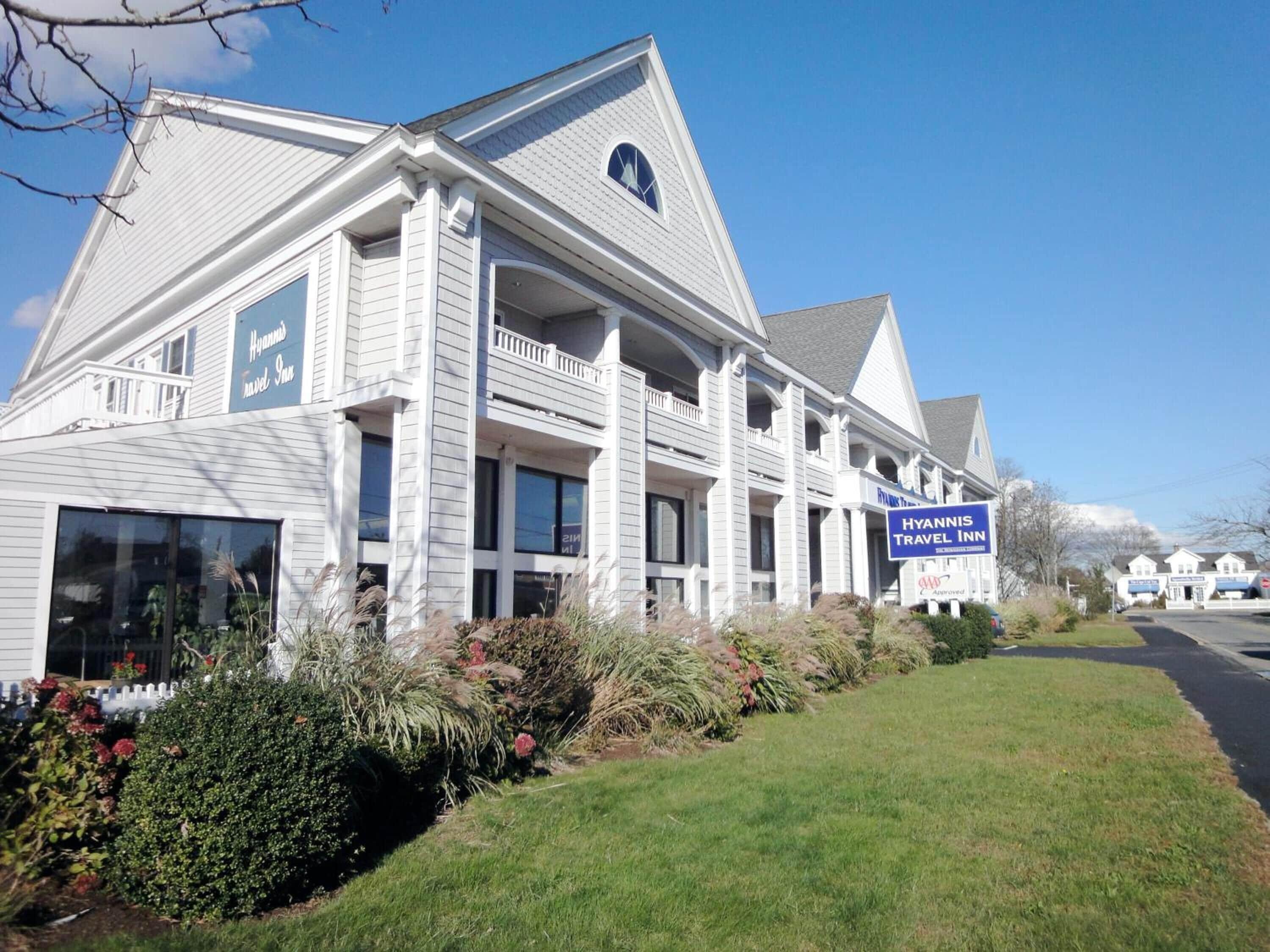 Staying Near Captain Bangs Hallet House Museum: 11 Hotels Compared