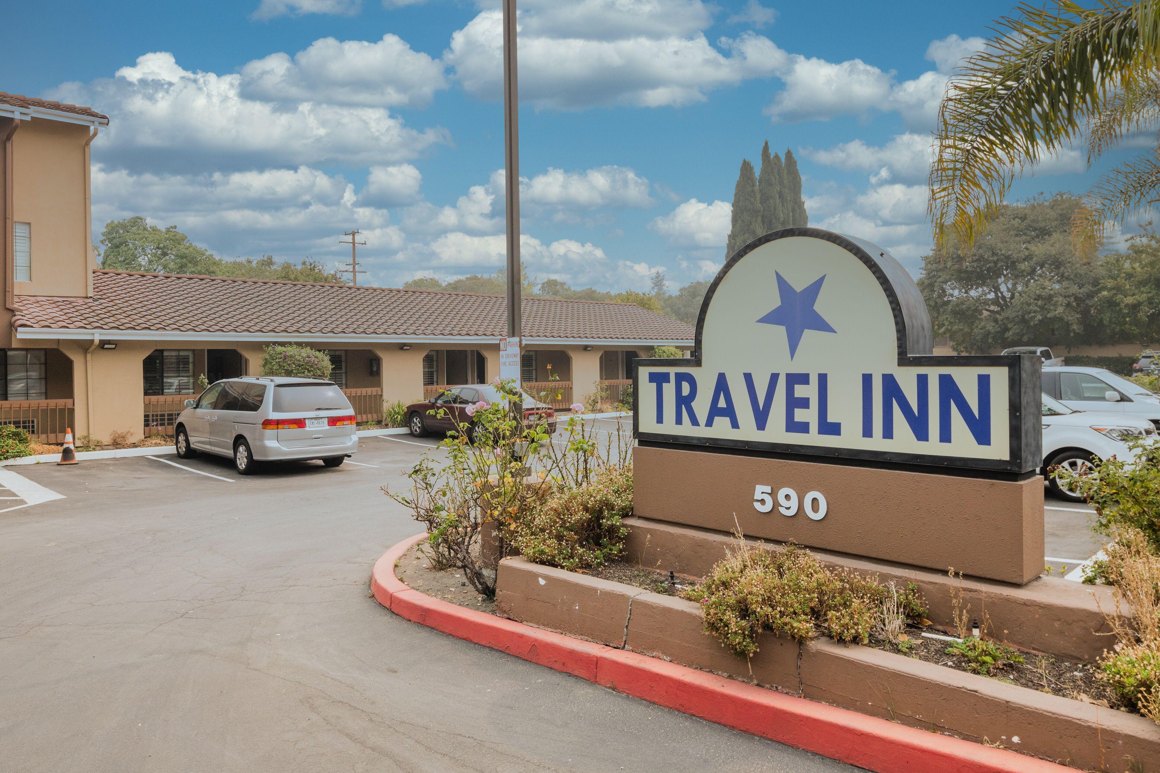 Where to Stay Near Santa Clara Convention Center: 4 Best Budget Hotels