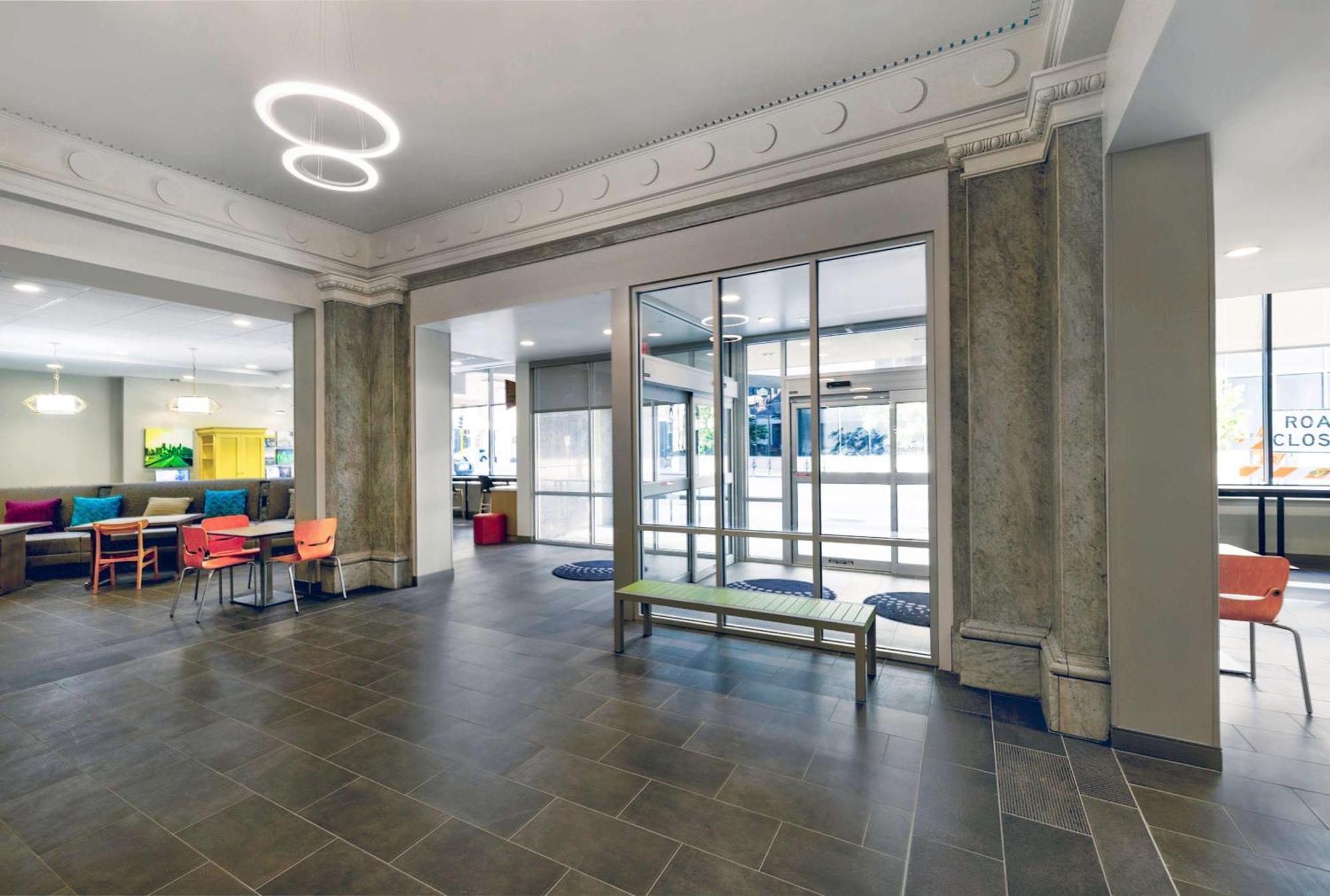 7 Top-Rated Business Hotels in Downtown Minneapolis