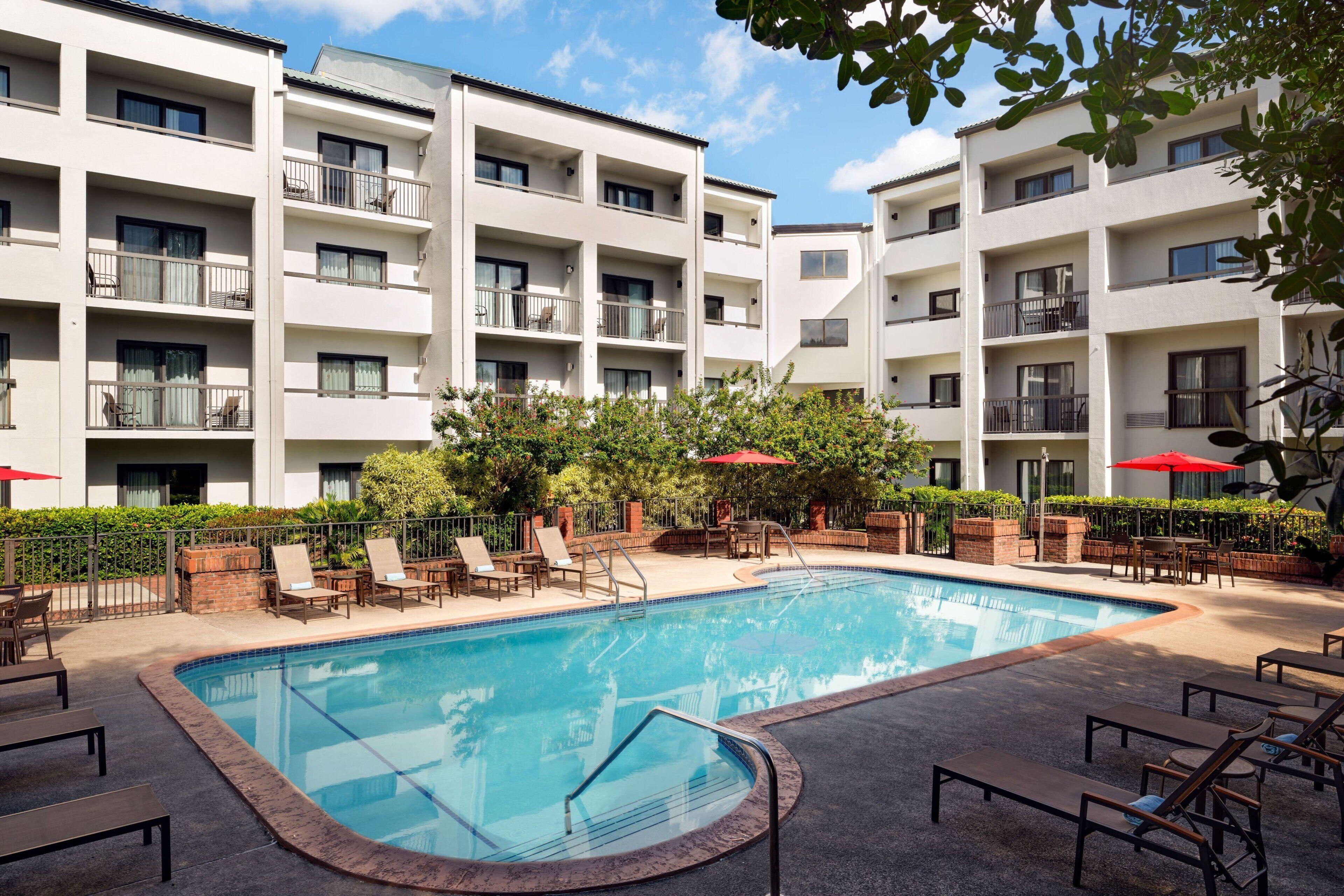 4 Smart Airport Hotels Near Fern Isles Park Worth Booking