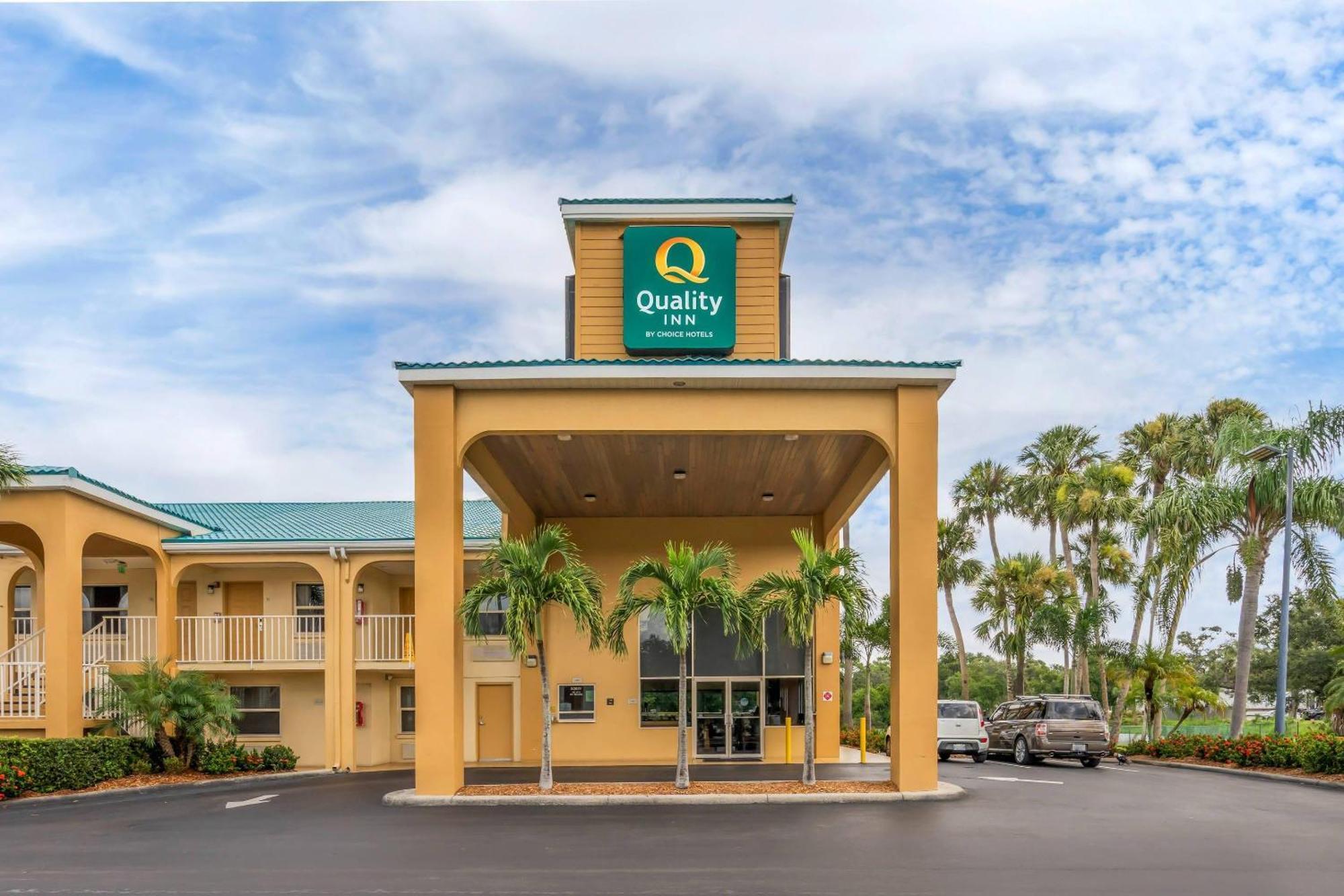 4 Business Hotels Near DeSoto Square Mall Worth Booking