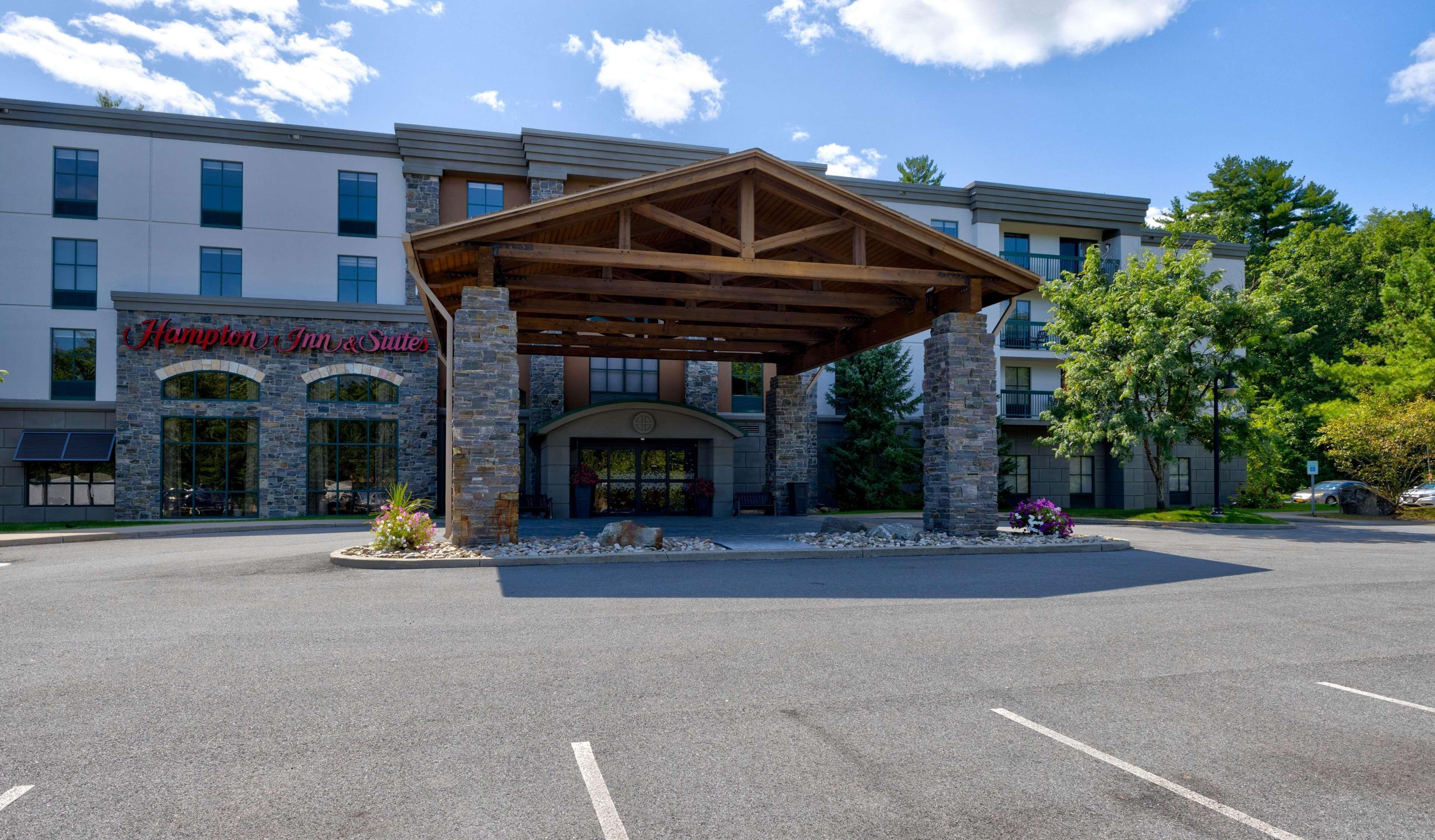 Where to Stay Near Lake George Beach: 4 Business Hotels Reviewed