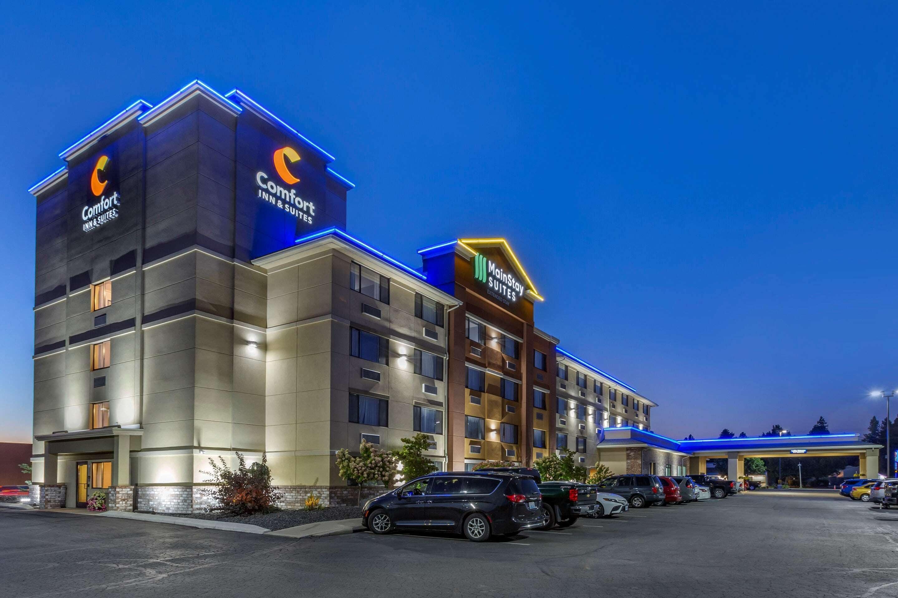 Staying Near GO Kart Family Fun: 5 Business Hotels Compared